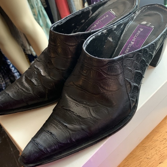 Phyllis Poland Leather Mule - Picture 4 of 8